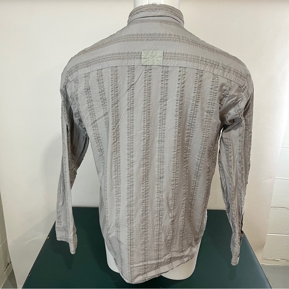 Cabelas Button Shirt Mens Large Gray Striped Nylon Flannel Outdoors (490) - Picture 2 of 8